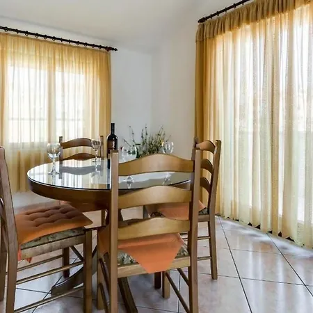 Prkacin Apartment *
