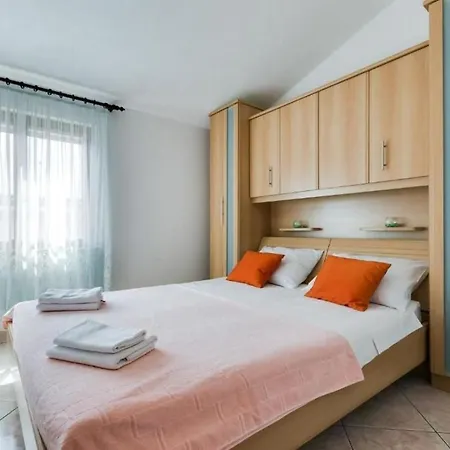 Prkacin Apartment *