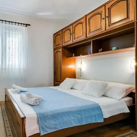 Prkacin Apartment *