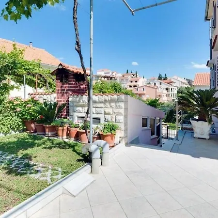 Prkacin Apartment Trogir